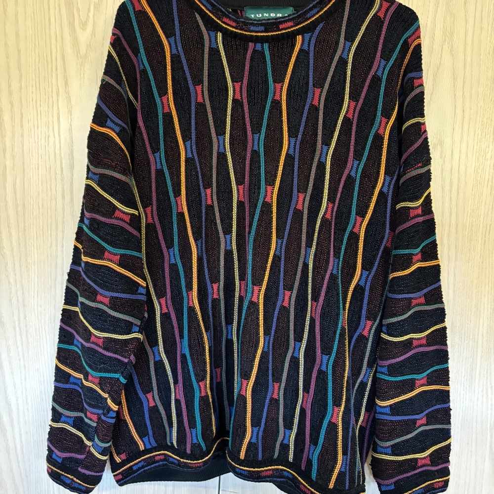 LAST CHANCE 3 DAY SALE!  TUNDRA Canadian  Contemporary Geometric Sweater